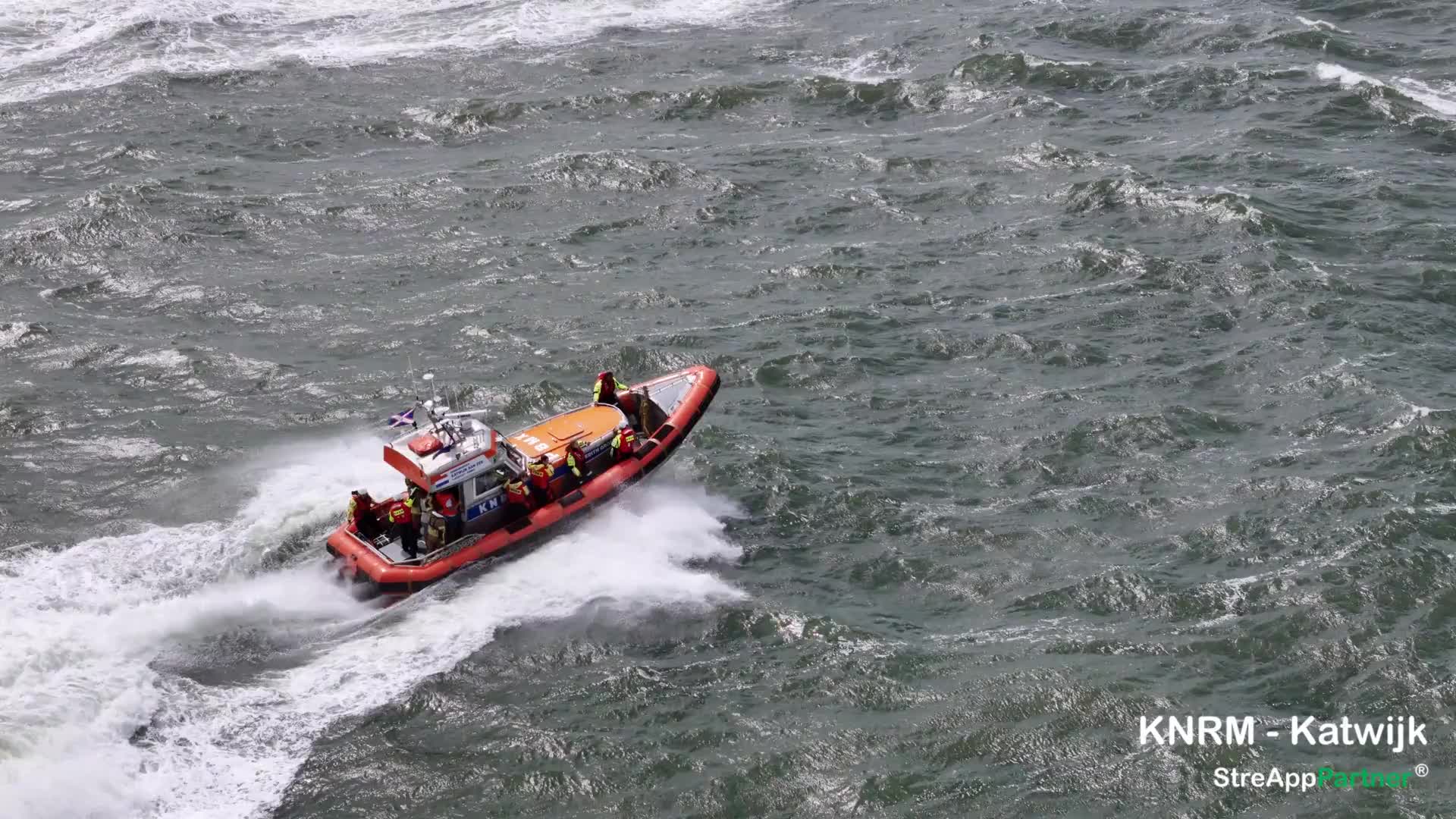 Brandweer en KNRM trainen samen