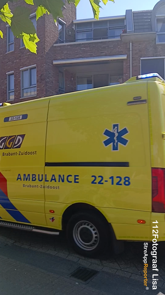 Ambulance bij een melding 